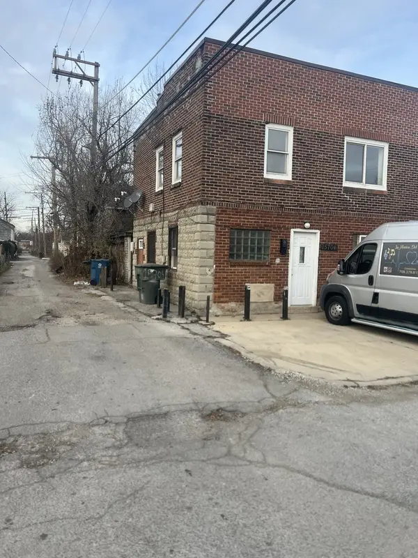 15704 Willard AVE, Harvey, IL 60426