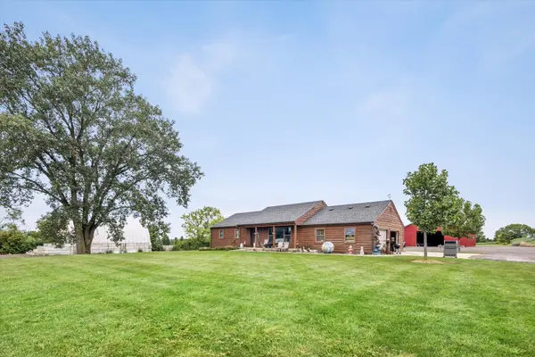 1451 Johnson RD, Oswego, IL 60543