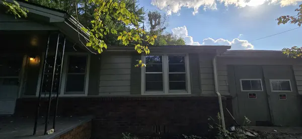 1372 Old Kentucky Rd, Tazewell, TN 37879