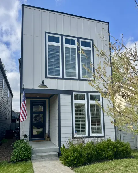 6215 New York Ave #B, Nashville, TN 37209