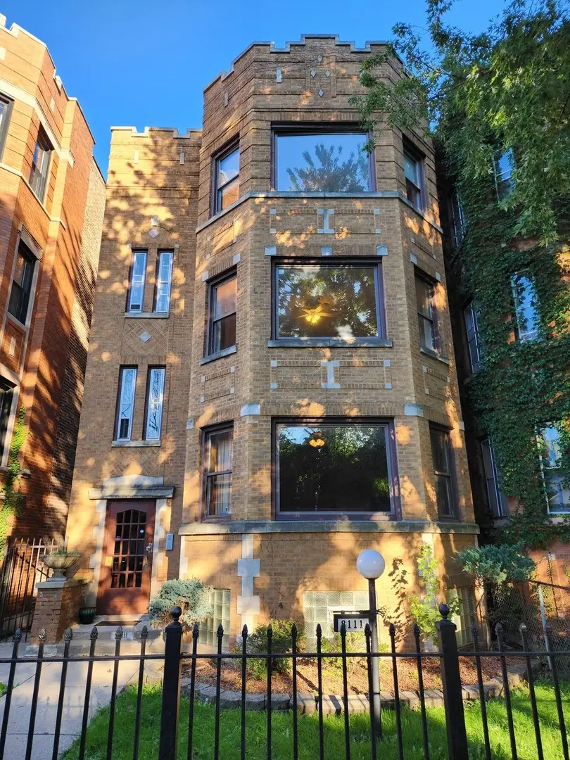8111 S Langley AVE, Chicago, IL 60619