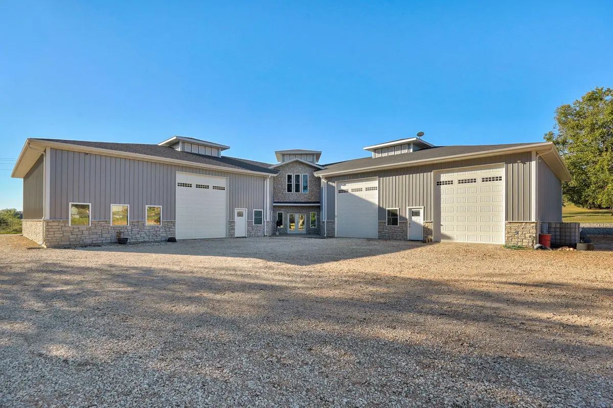 708 White Oak RD, Rogersville, MO 65742