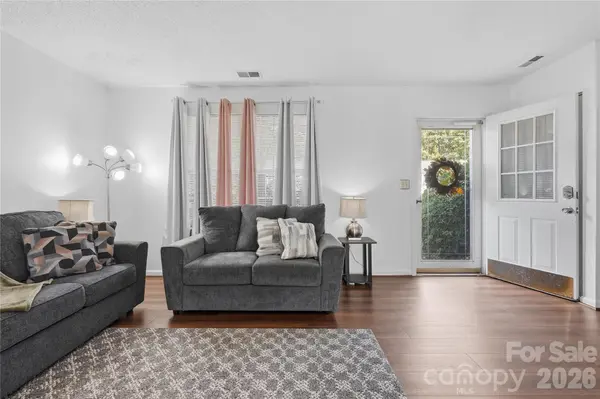 9678 Old Gate DR, Charlotte, NC 28105