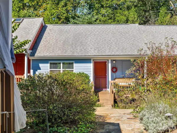 43 Vermont CT #A3, Asheville, NC 28806