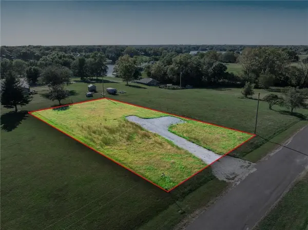 Lot 2047 Admiral DR, Gallatin, MO 64640