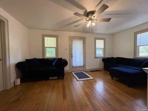 20173 Brick RD, South Bend, IN 46637-1413