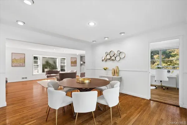 97 Runyon PL, Scarsdale, NY 10583