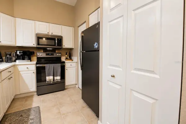 9124 SW 51 RD #B 303, Gainesville, FL 32608