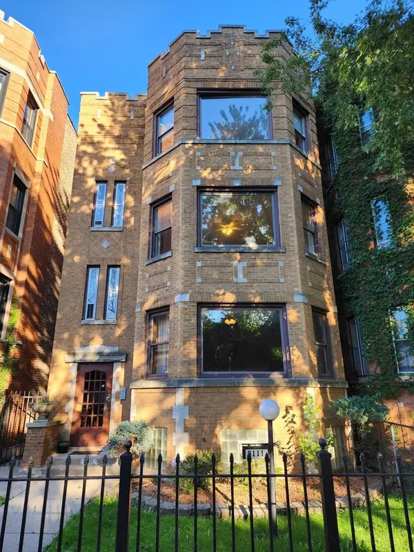 8111 S Langley AVE, Chicago, IL 60619
