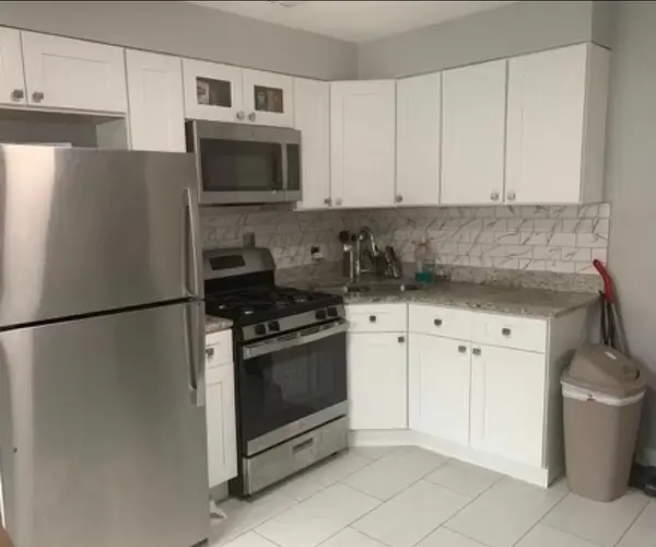 4807 Hull ST #1W, Skokie, IL 60077