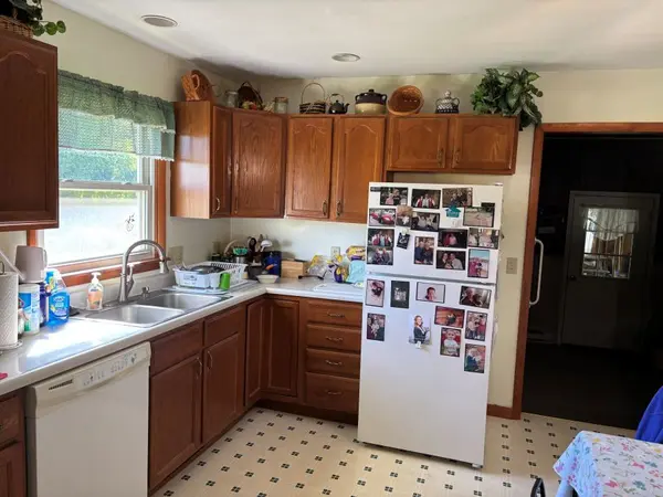 565 N 2nd ST, Sheldon, IL 60966