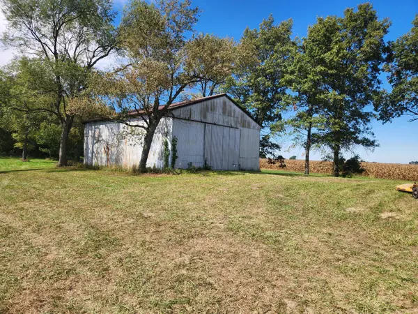 7406 County Rd 60, Rensselaer, IN 47978