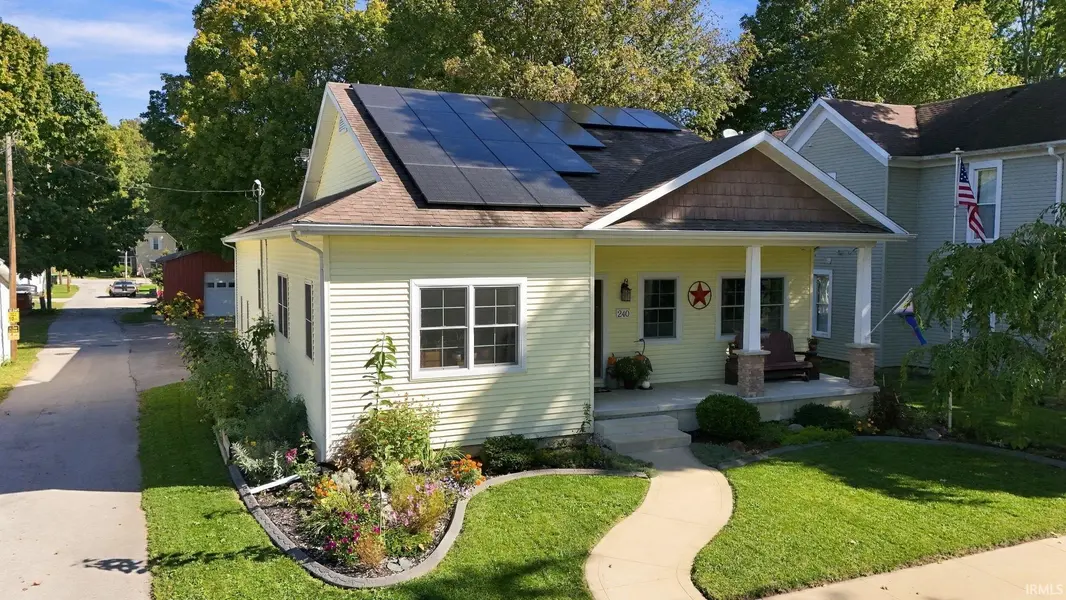 240 W Morse ST, Markle, IN 46770