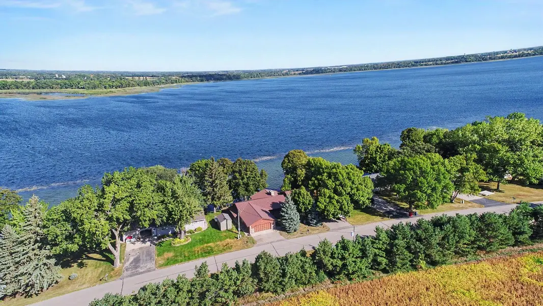 3235 Lake Andrew RD SW, Alexandria, MN 56308