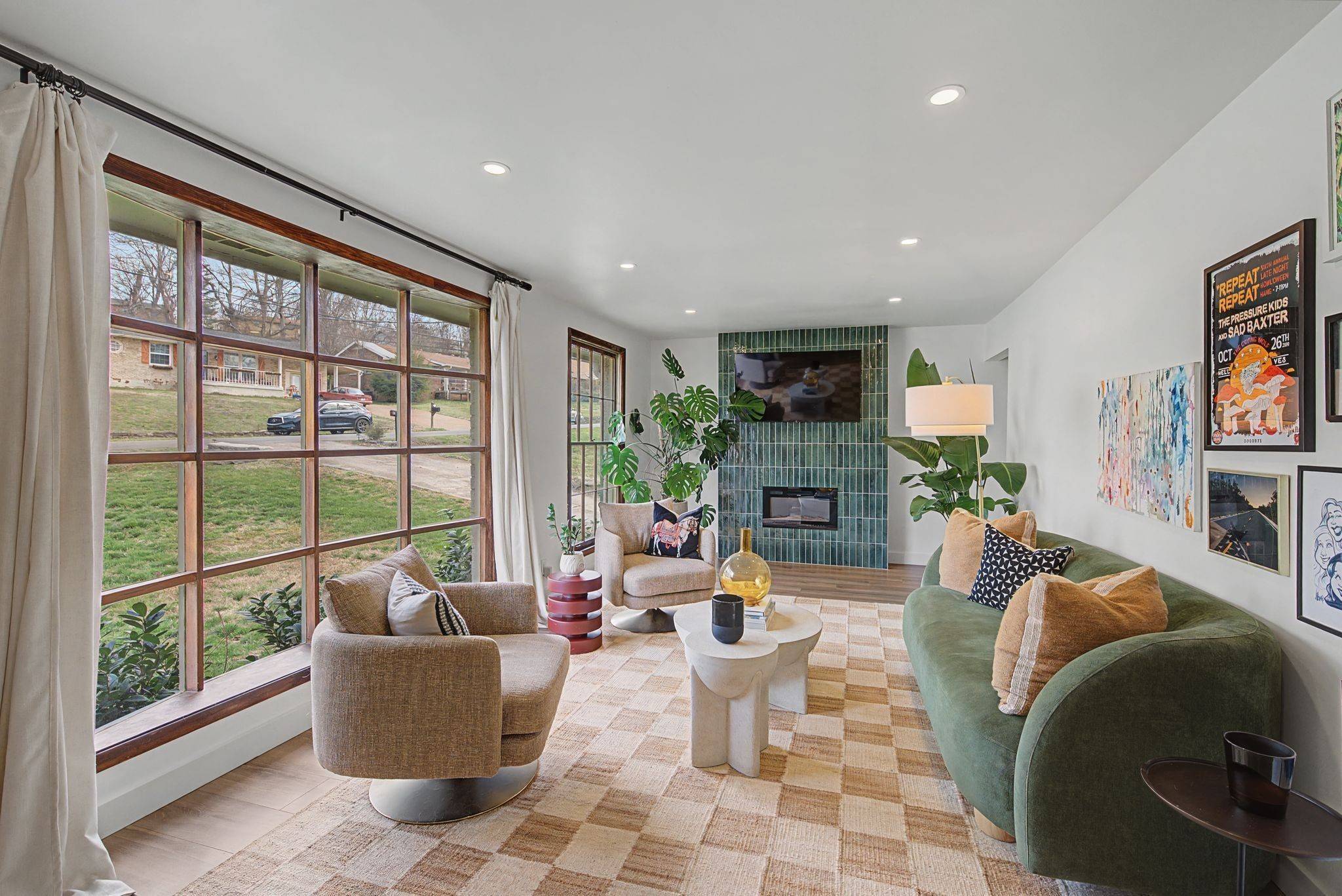 317 Bonnavue Dr, Hermitage, TN 37076