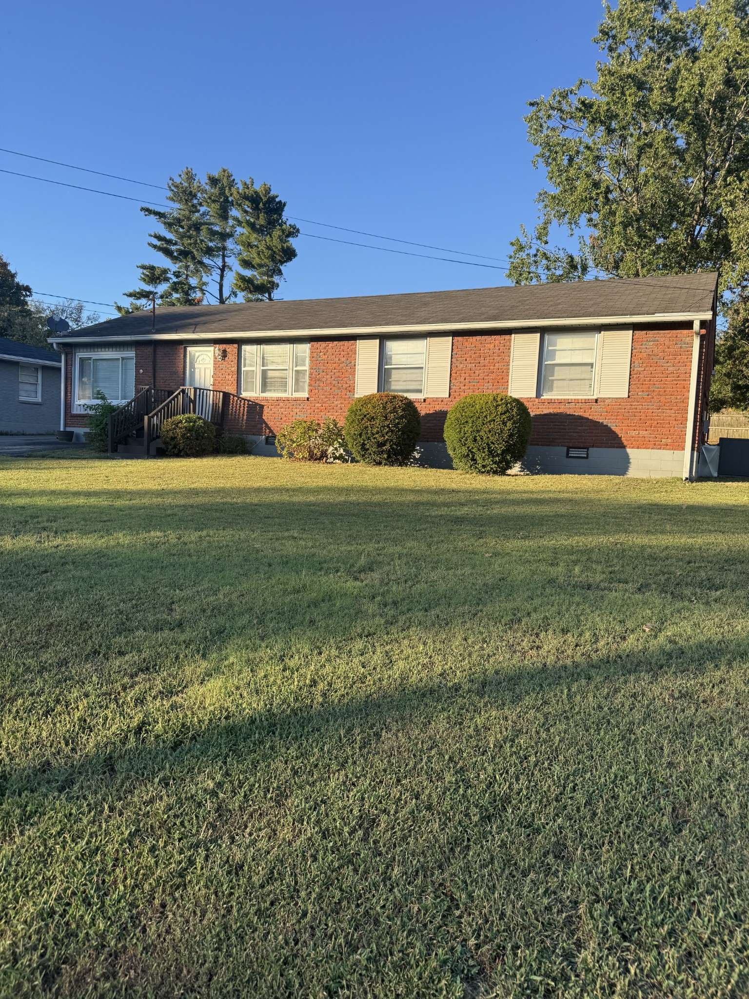 313 Bonnaridge Dr, Hermitage, TN 37076