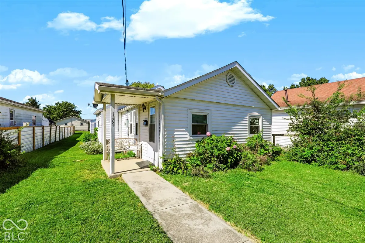 1309 N Carver ST, Greensburg, IN 47240
