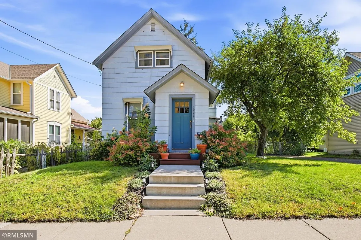 1221 1st ST S, Stillwater, MN 55082