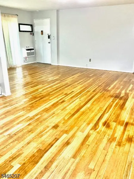 530 Andria Ave #293, Hillsborough Twp., NJ 08844