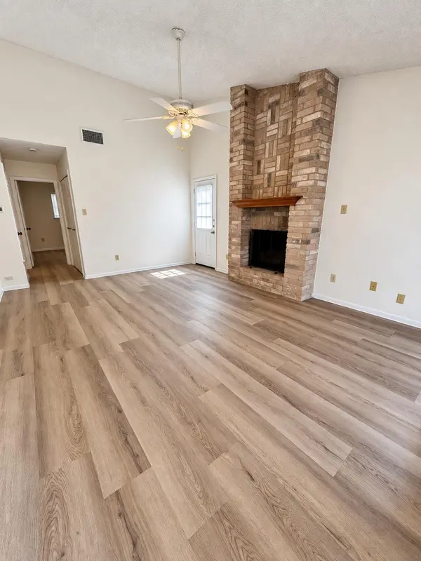 607 Rollingway DR #A, Round Rock, TX 78681