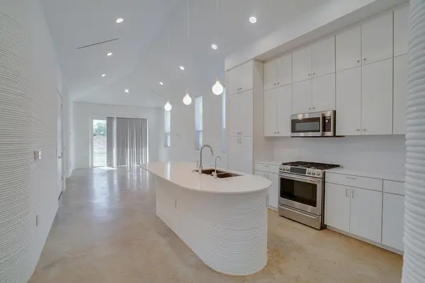 304 Painted Sunset DR, Georgetown, TX 78628