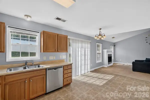 2007 Stepping Stone LN, Monroe, NC 28110