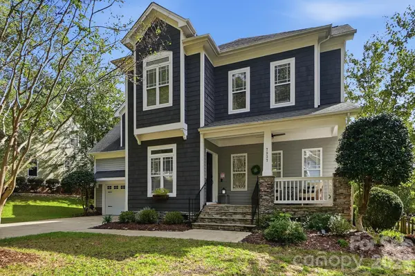 7337 Cascading Pines DR, Tega Cay, SC 29708