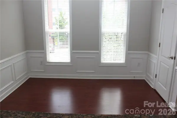 2034 Ayrsley Town BLVD #B, Charlotte, NC 28273