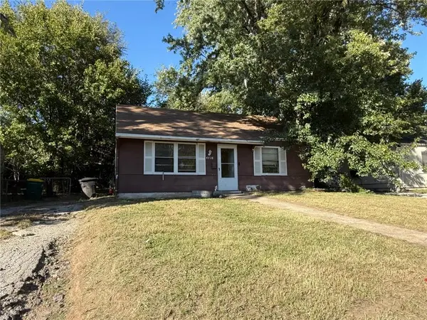 4738 Woodend AVE, Kansas City, KS 66106