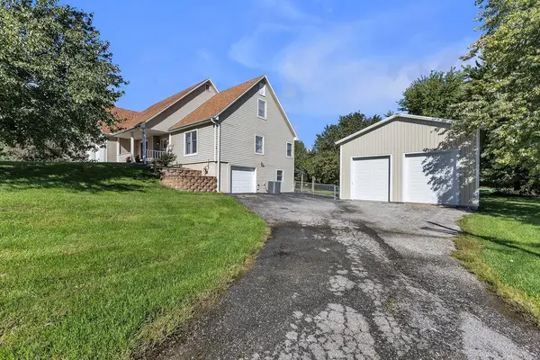 12551 Canterbury CT, Country Club, MO 64505
