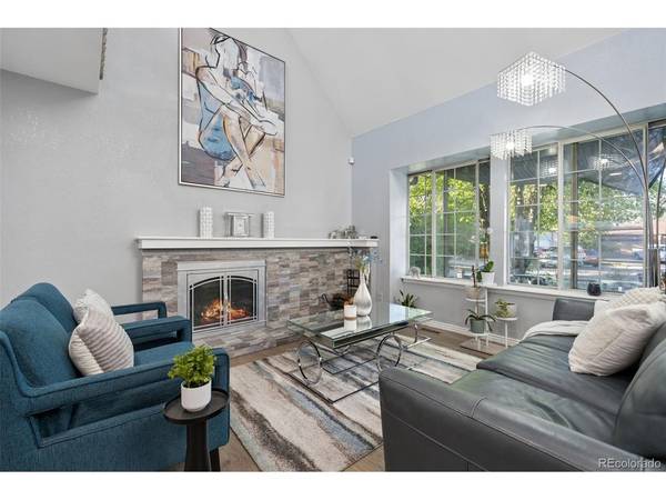 1869 Fraser, Aurora, CO 80011