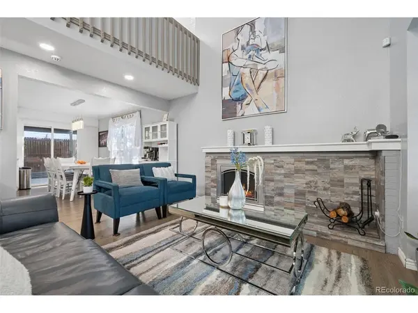 1869 Fraser, Aurora, CO 80011