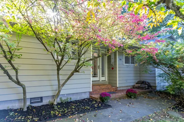72 Rock City RD, Woodstock, NY 12498