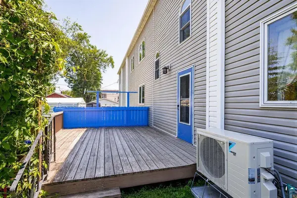 115 W McGonagle St, Duluth, MN 55808