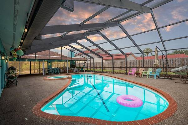 8004 NW 11TH AVE, Bradenton, FL 34209