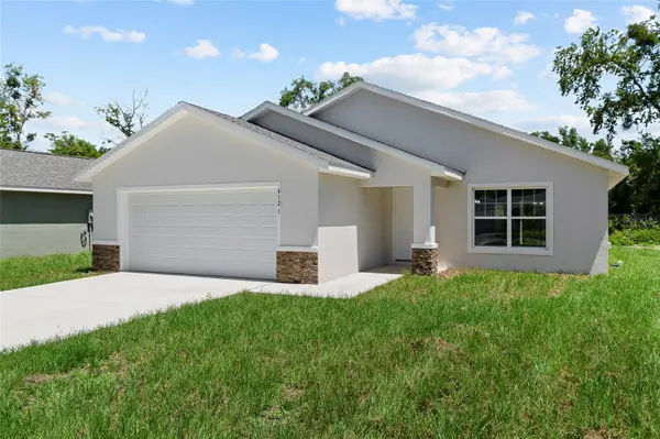 7736 N MANVILLE RD, Citrus Springs, FL 34434