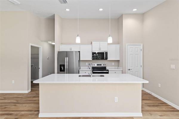 7736 N MANVILLE RD, Citrus Springs, FL 34434
