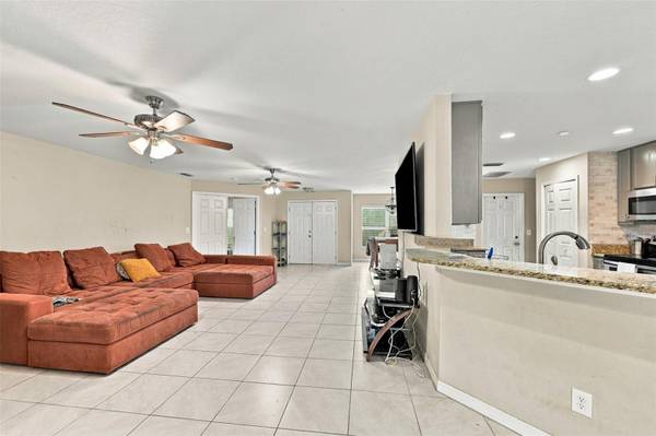 7405 MIRACLE LN, Odessa, FL 33556