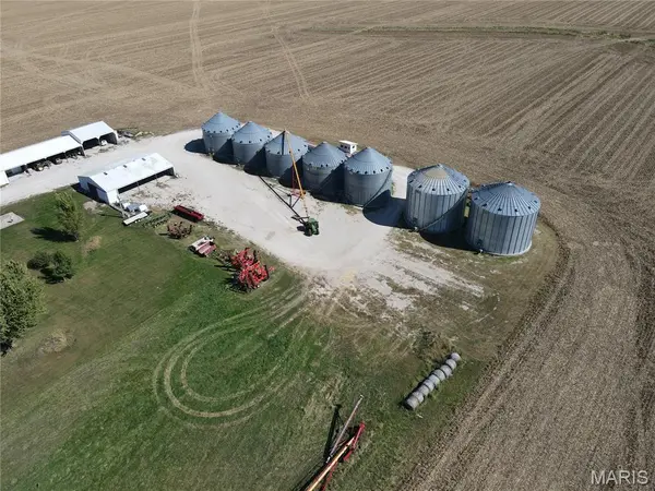 15292 County Line RD, Monroe City, MO 63456