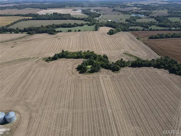 15292 County Line RD, Monroe City, MO 63456