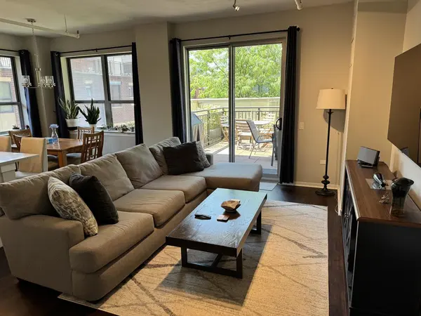 437 W Division ST #311, Chicago, IL 60610