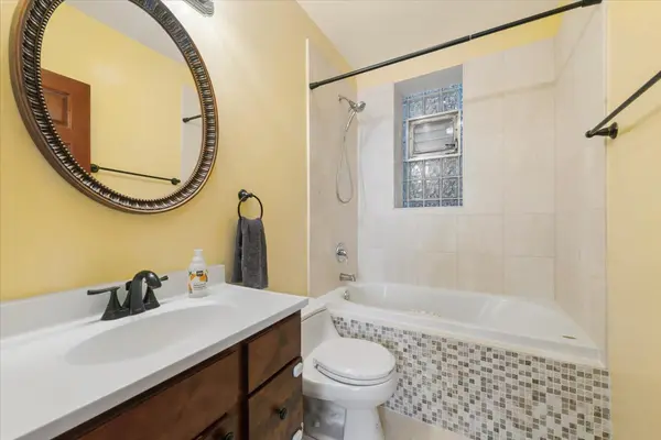 4910 N Drake AVE #2, Chicago, IL 60625