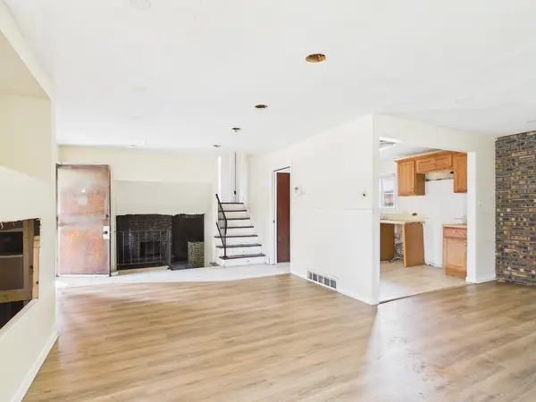 Address not disclosed, Dolton, IL 60419