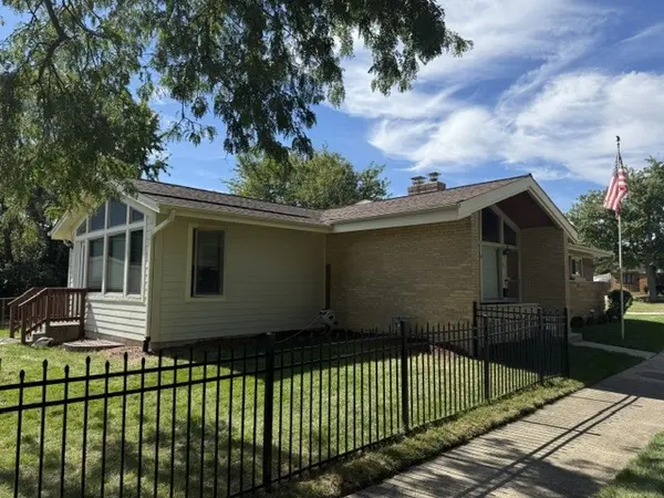 331 E View ST, Lombard, IL 60148