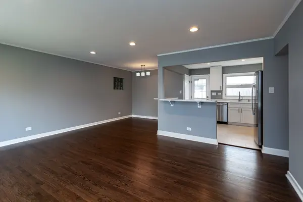 1046 Midway RD, Northbrook, IL 60062