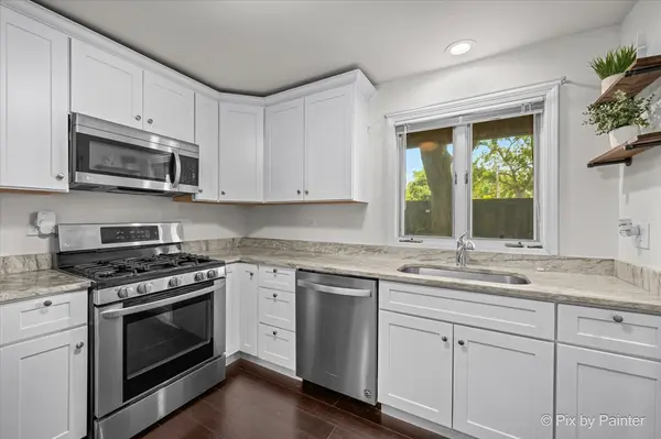 520 E Main ST #1C, Barrington, IL 60010