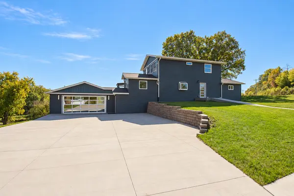 5006 W River RD NW, Rochester, MN 55901