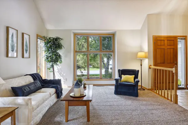 3626 Krey AVE, Vadnais Heights, MN 55127