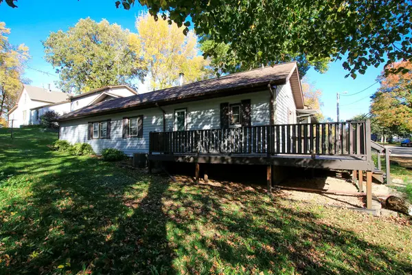 124 E Saint Paul ST, Darwin, MN 55324