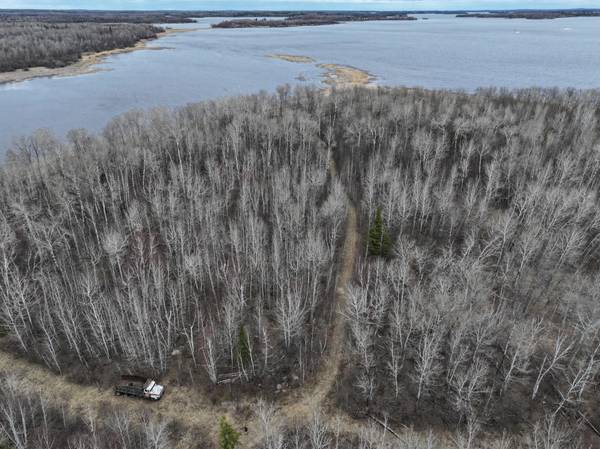 050 Youngs Bay Drive, Angle Inlet, MN 56711